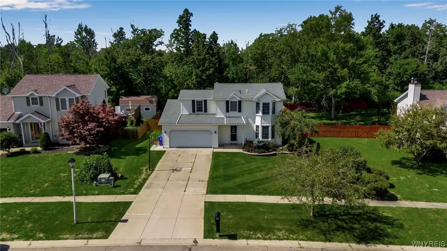 6046 Margaret Ann Drive, Lake View, NY 14085 - Image #2