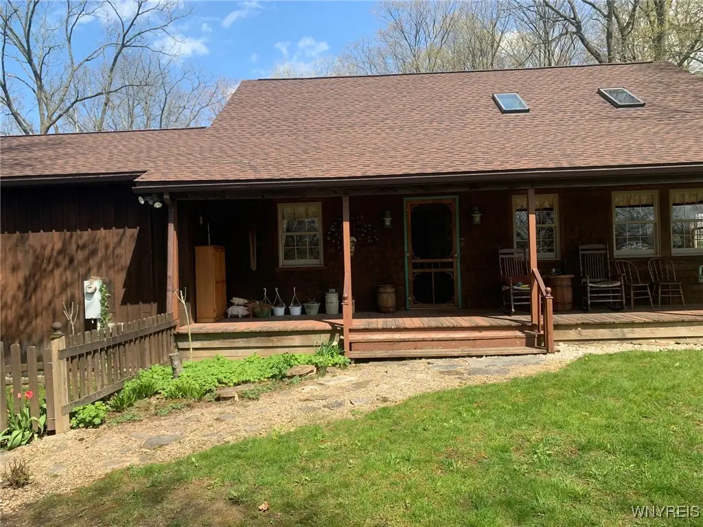 4491 Royalton Center Road, Gasport, NY 14067 - Image #1