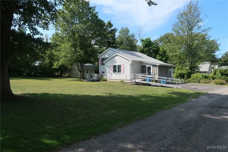 675 Sandy Avenue, Angola, NY 14006 - Image #2