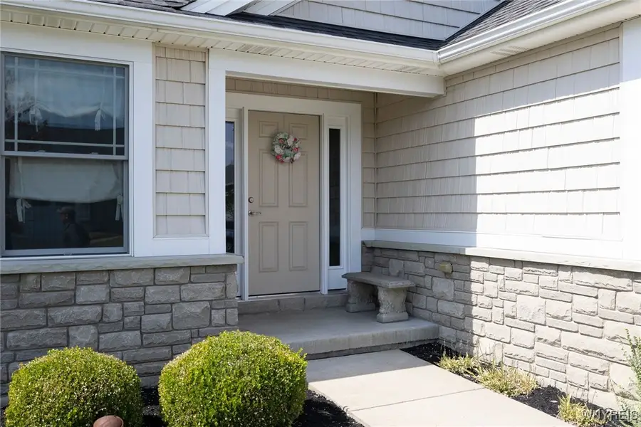 6145 Mckinley Parkway #5, Hamburg, NY 14075 - Image #2