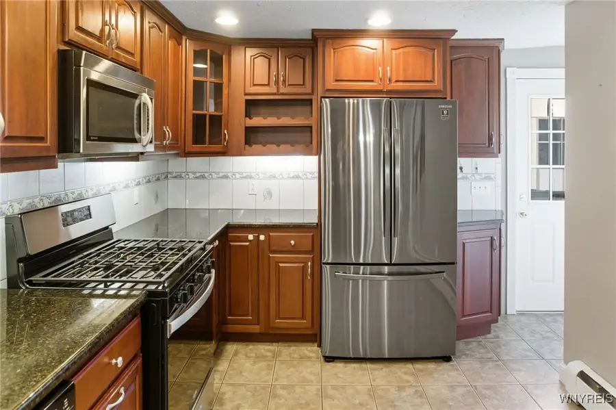 6075 Long Street, Clarence Center, NY 14032 - Image #3