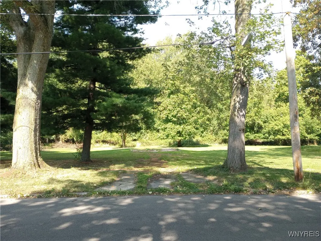 225 Olcott Street, Lockport, NY 14094 - Image #1