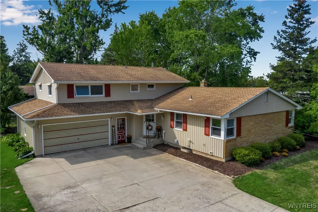 2522 Stony Point Road, Grand Island, NY 14072 - Image #1