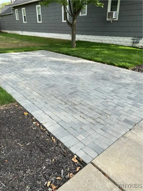 135 Kosciuszko Street, Buffalo, NY 14212 - Image #1