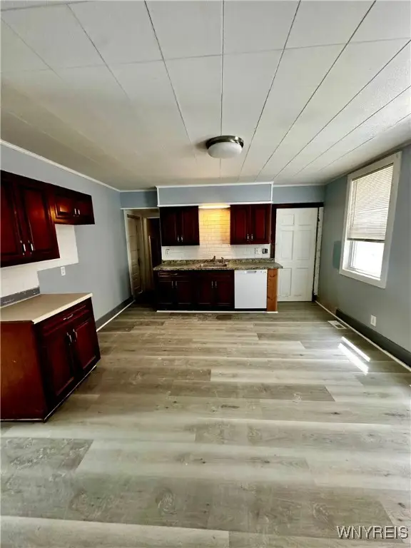 31 Benzinger Street, Buffalo, NY 14206 - Image #2