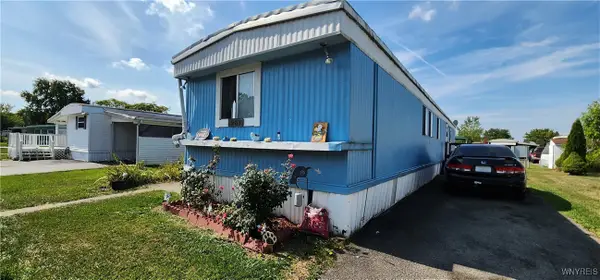 287 Fox Hunt Drive, Lockport, NY 14094