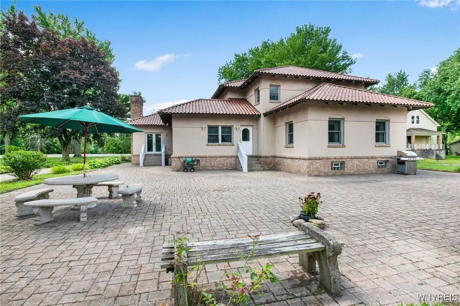 5275 Tonawanda Creek Road, North Tonawanda, NY 14120 - Image #2