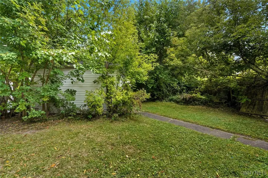 211 Hyde Park Boulevard, Niagara Falls, NY 14303 - Image #2