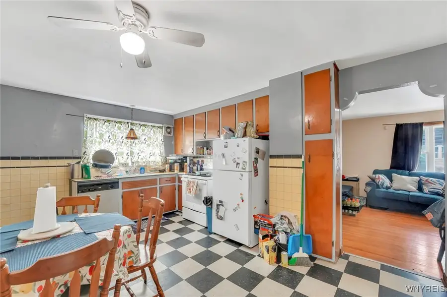 211 Hyde Park Boulevard, Niagara Falls, NY 14303 - Image #3