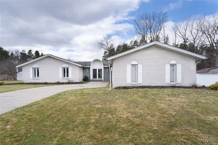 60 Brookedge Road, Depew, NY 14043 - Image #3