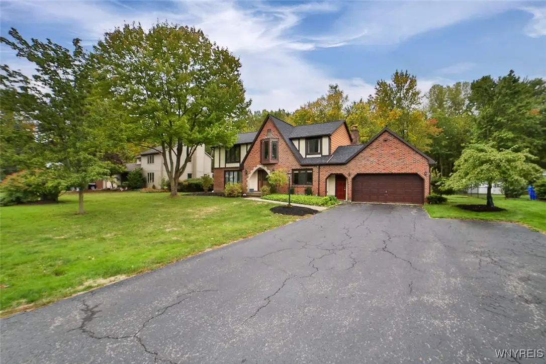 8205 Clarherst Drive, East Amherst, NY 14051 - Image #1