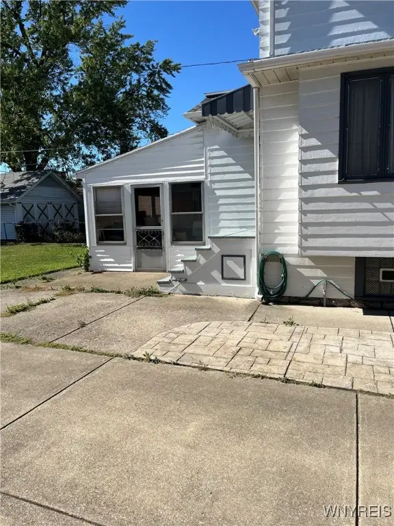 16 N End Avenue, Buffalo, NY 14217 - Image #3