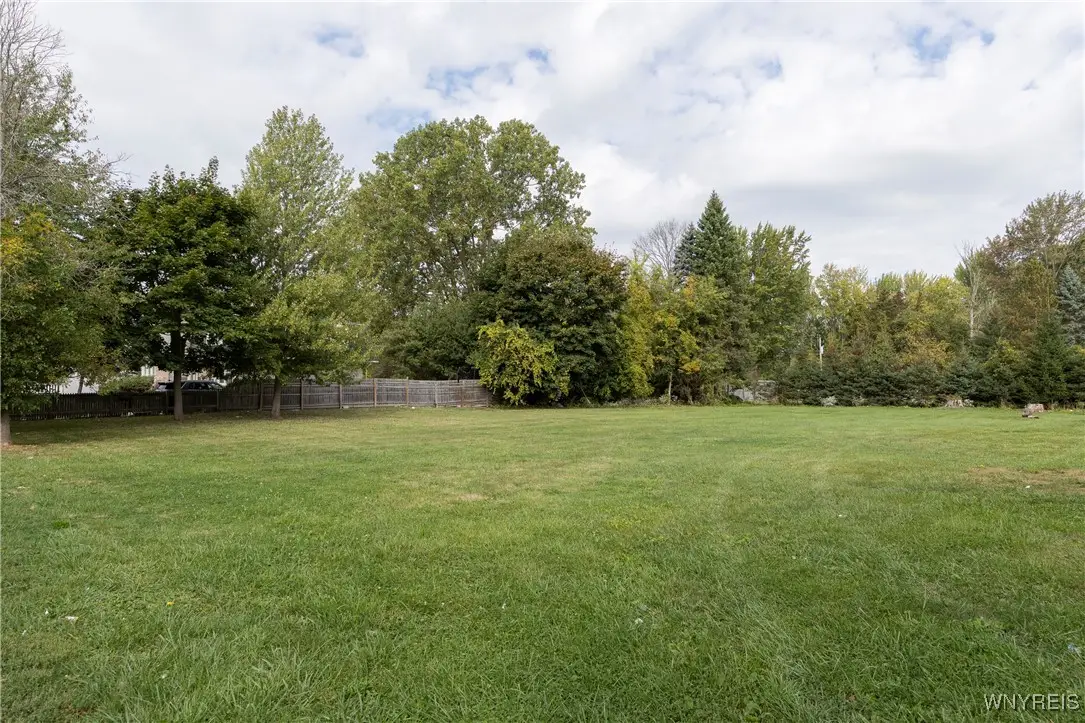 20 Pheasant Run Road, Buffalo, NY 14228 - Image #1