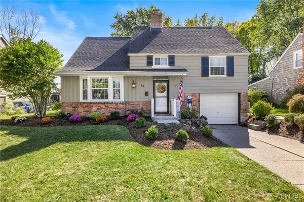 40 Morningside Lane, Williamsville, NY 14221