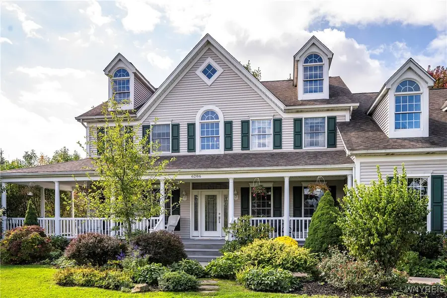 6286 Everwood Court S, East Amherst, NY 14051 - Image #3