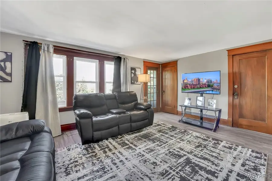 92 Tremont Avenue, Kenmore, NY 14217 - Image #2