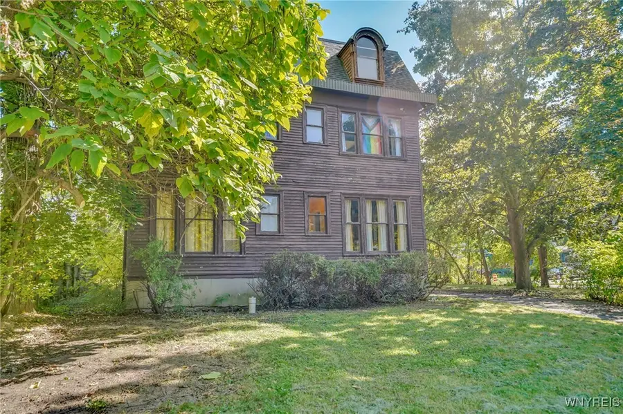 415 Crescent Avenue, Buffalo, NY 14214 - Image #2