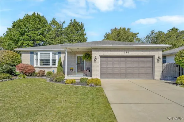 196 Wayside Drive, Depew, NY 14043