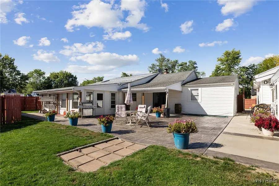 17 Redwood Drive #15, Buffalo, NY 14225 - Image #2