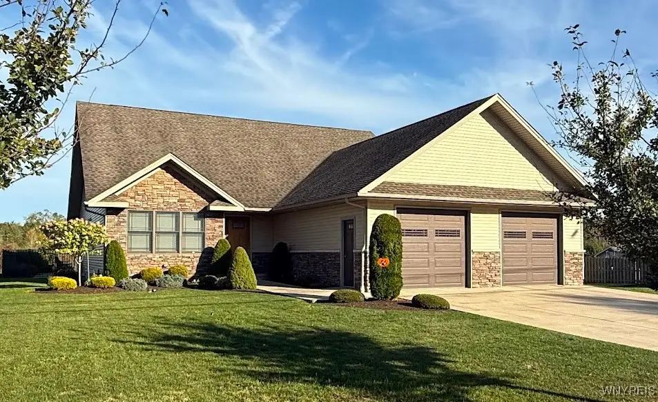 167 Siebert Road, Lancaster, NY 14086 - Image #1