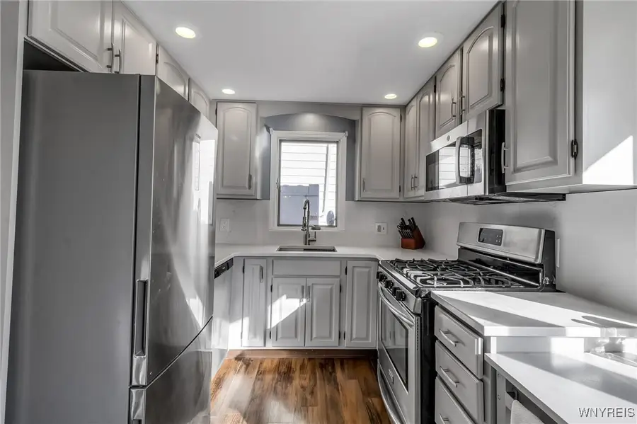 697 Moore Avenue, Buffalo, NY 14223 - Image #2