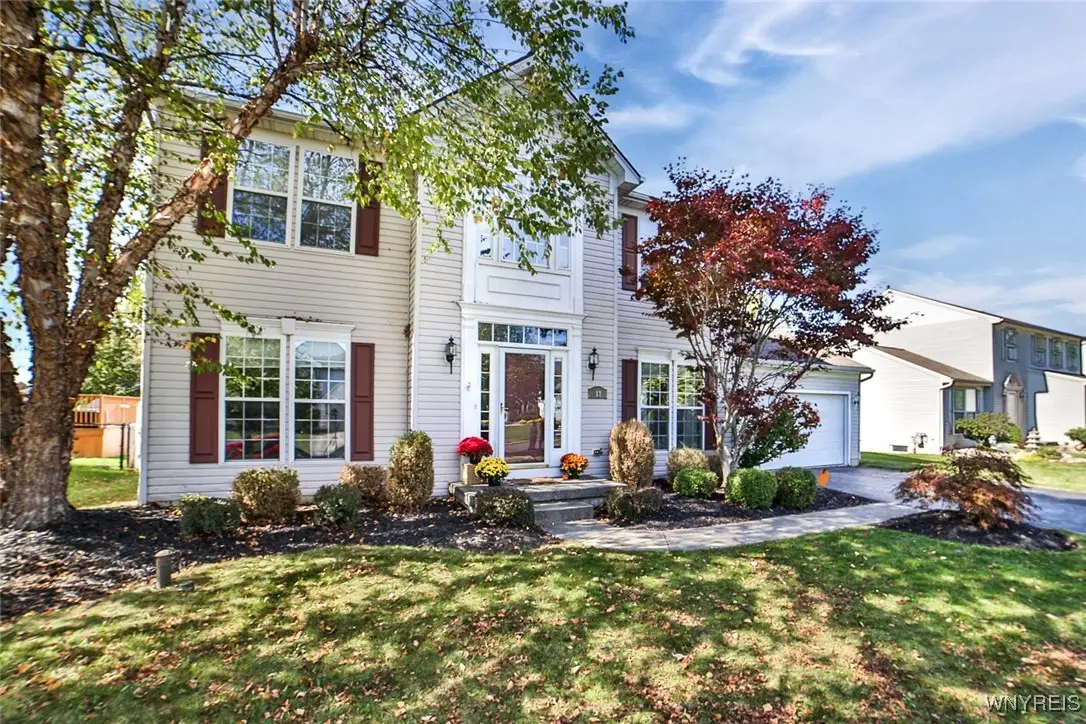 17 Creekwood Drive, Lancaster, NY 14086 - Image #1
