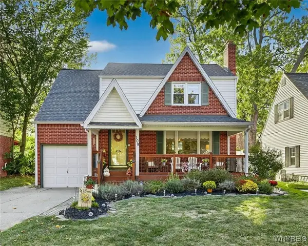 109 Avalon Dr, Amherst, NY 14226