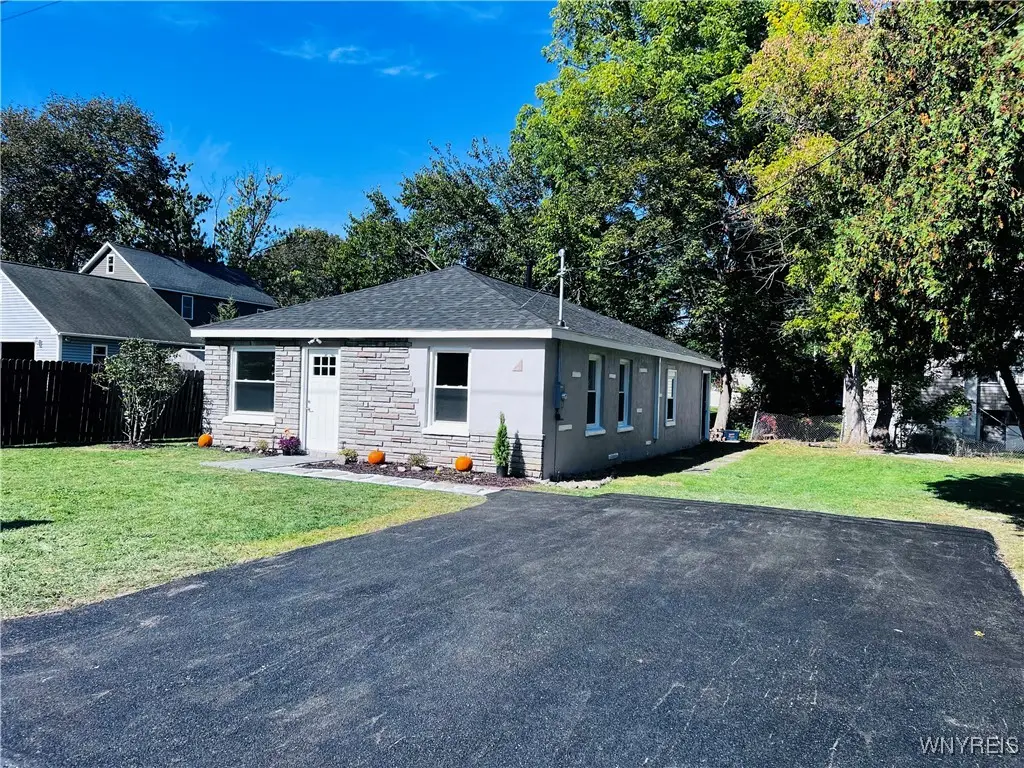 107 Tucker Avenue, East Syracuse, NY 13057 - Image #1