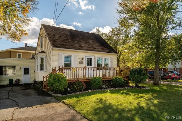 4096 Bayview Road, Buffalo, NY 14219