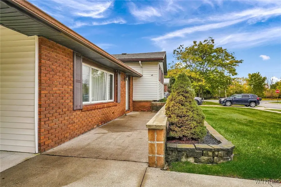 11 Bradwood Road, Buffalo, NY 14224 - Image #2