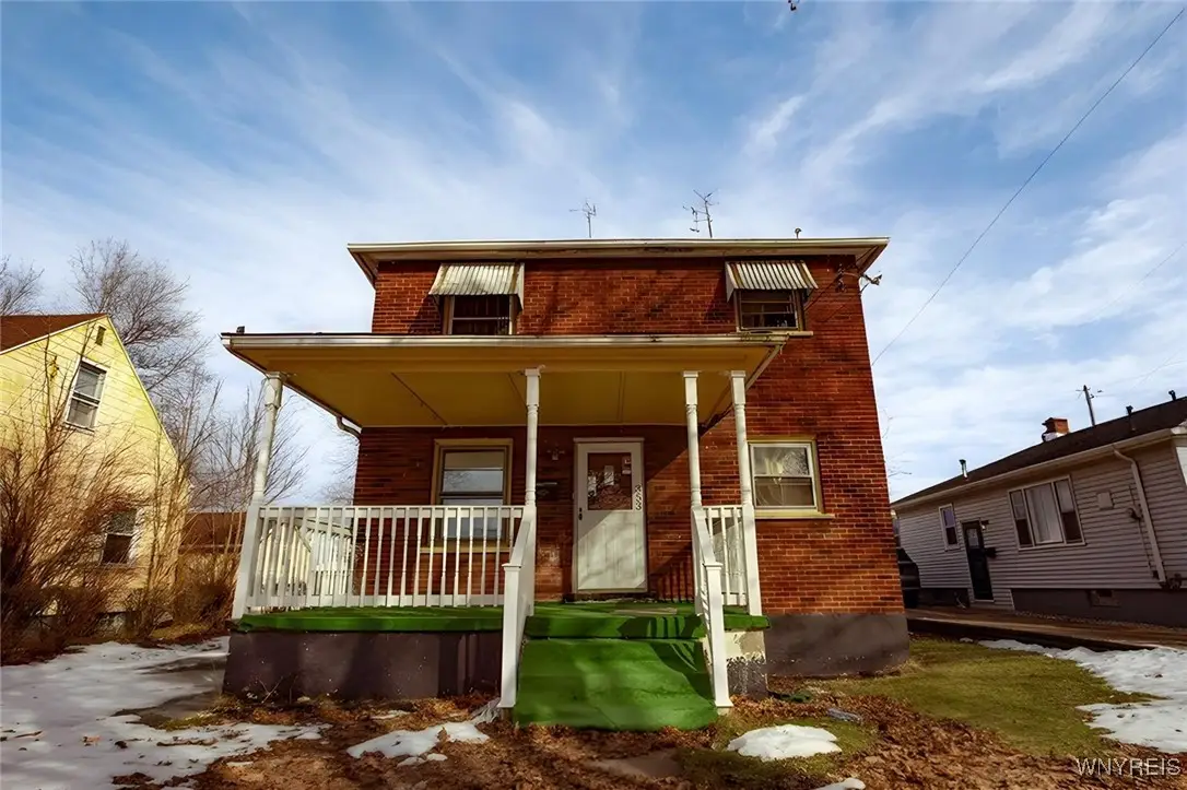 353 38th Street, Niagara Falls, NY 14303 - Image #1