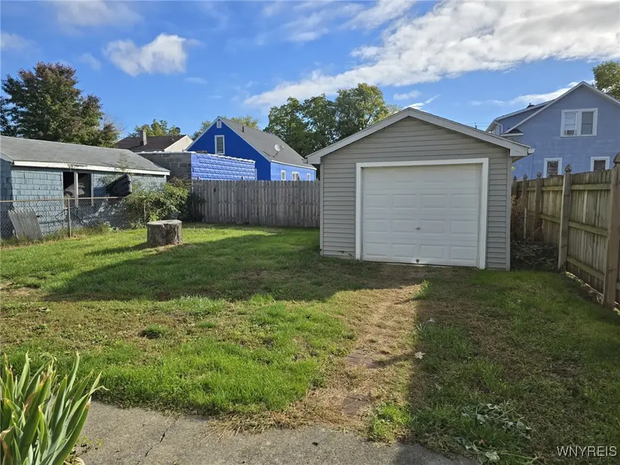 131 61st Street, Niagara Falls, NY 14304 - Image #3