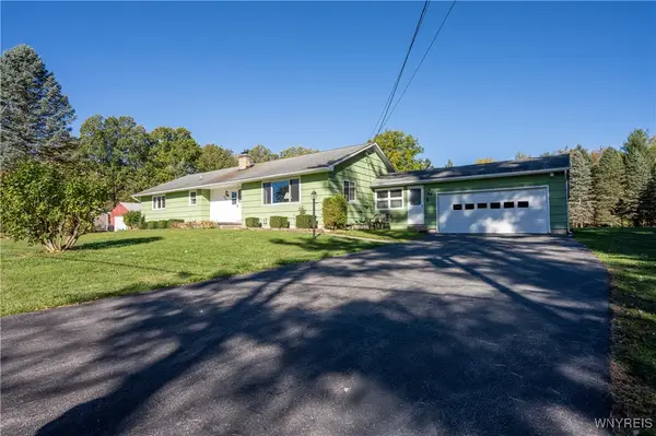 9091 Ernest Road, Middleport, NY 14105