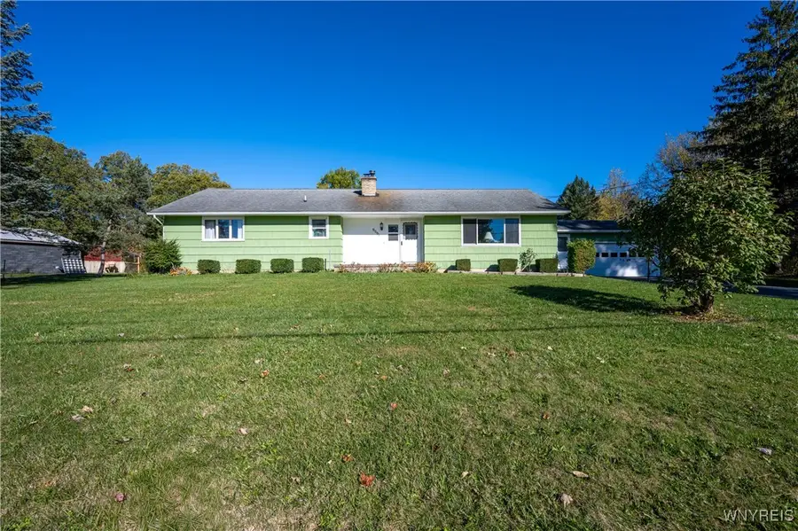 9091 Ernest Road, Middleport, NY 14105 - Image #2