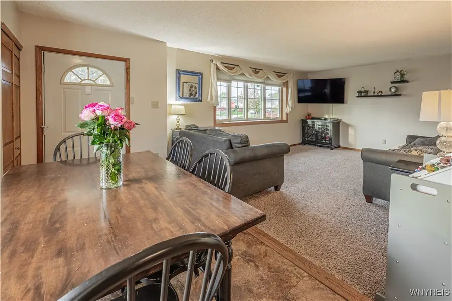 4 Cheekwood Drive, Buffalo, NY 14227 - Image #3