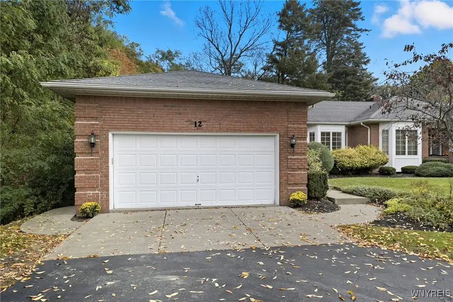 12 Hampton Hill Drive, Buffalo, NY 14221 - Image #2