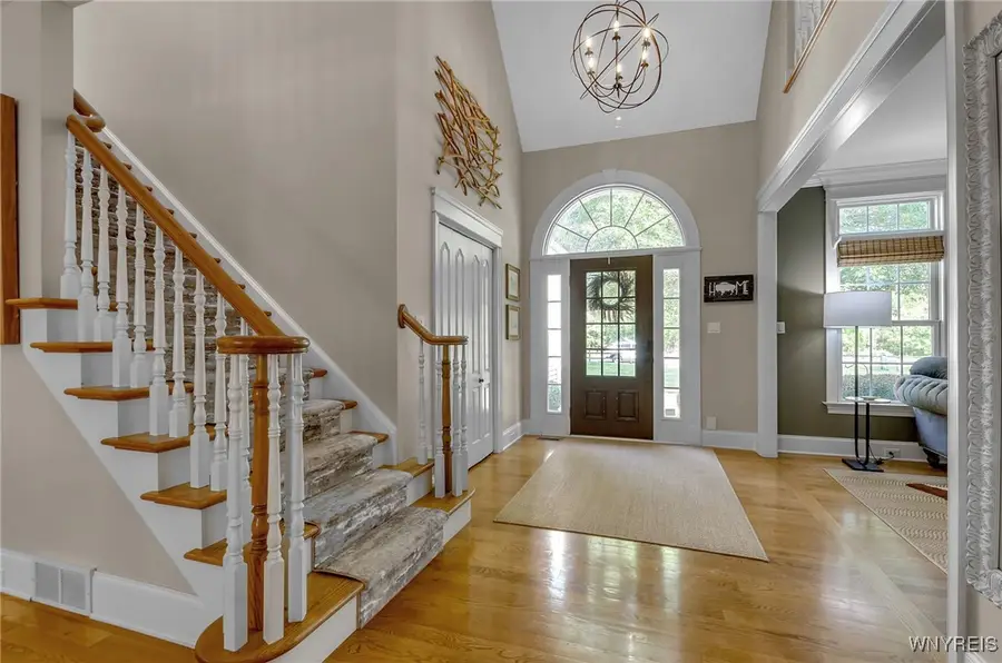 4586 Freeman Road, Orchard Park, NY 14127 - Image #2