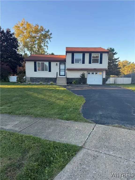 4952 Tim Tam Trail, Buffalo, NY 14219 - Image #2