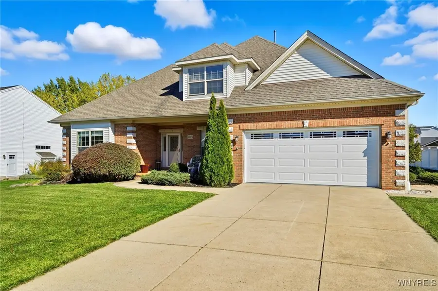 6015 Pinehurst Court, Lake View, NY 14085 - Image #2