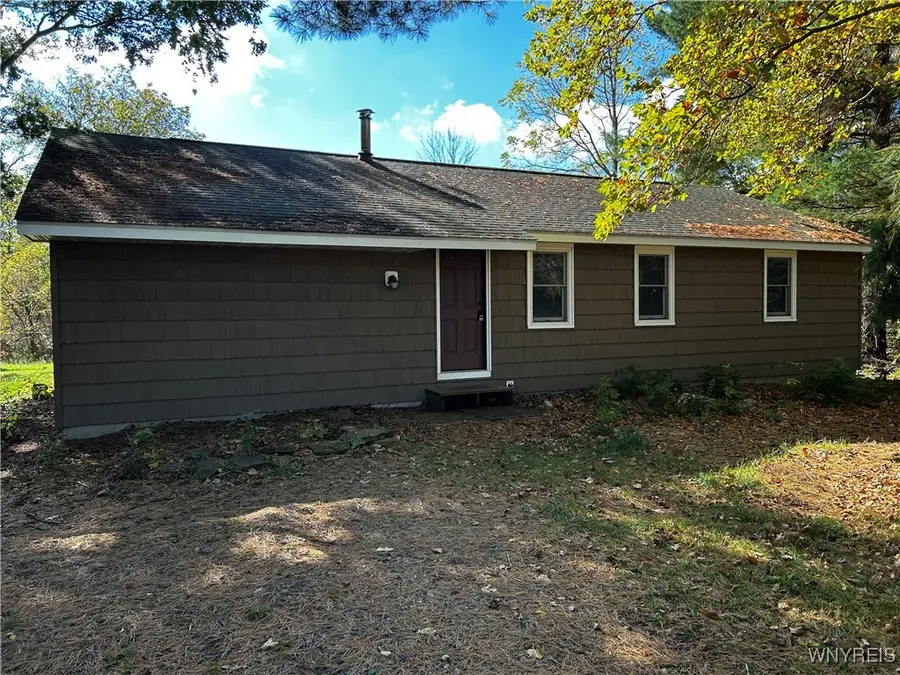 3530 Ridge Road, Lockport, NY 14094 - #3