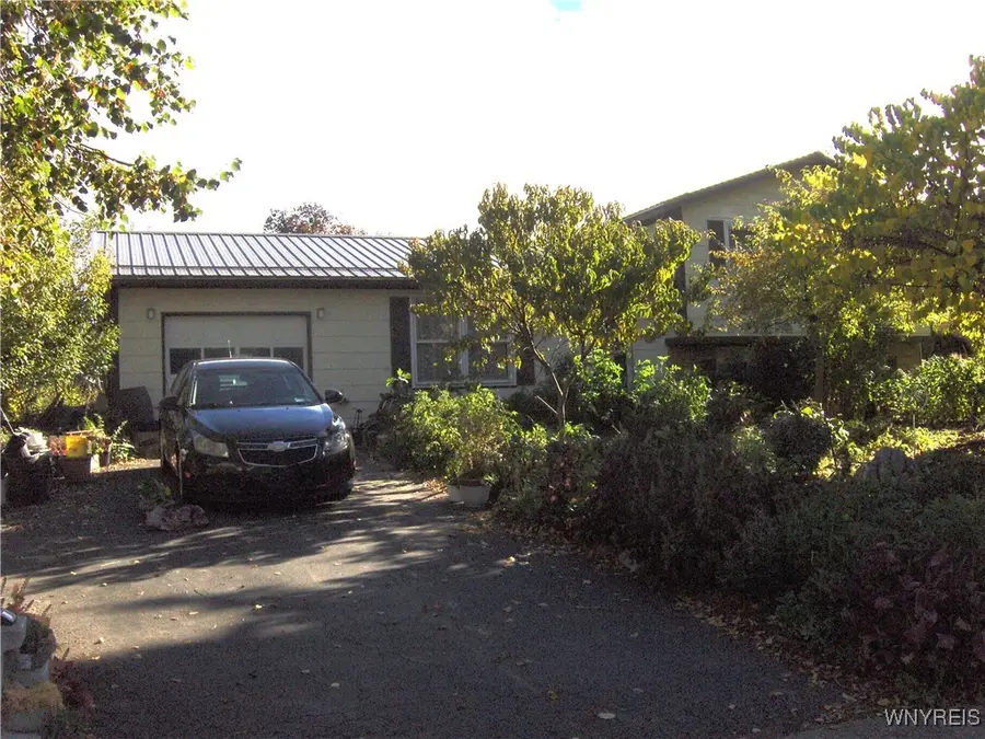 79 Spring Tree Lane, Rochester, NY 14612 - Image #3