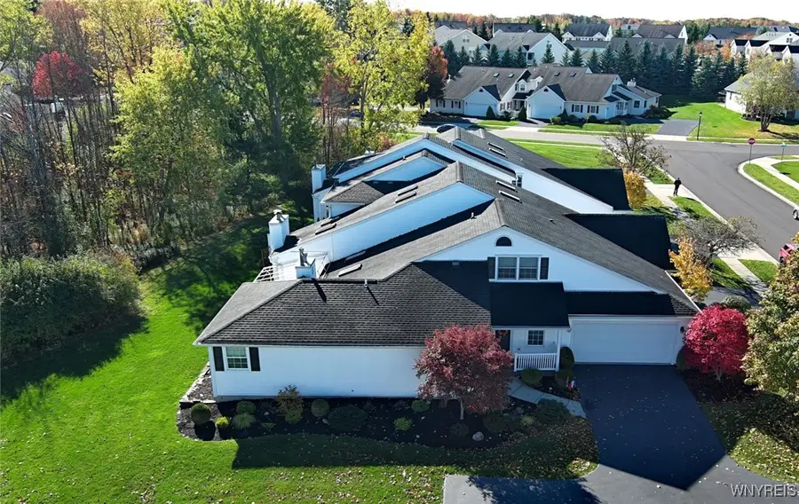 4283 Regents Park, Hamburg, NY 14075 - Image #2