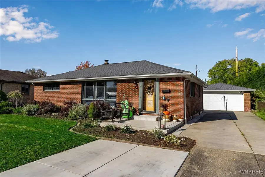 135 Century Drive, Buffalo, NY 14224 - Image #2