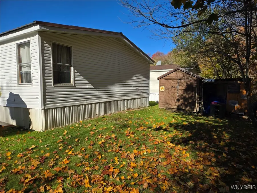 2070 Hemstreet Road, East Aurora, NY 14052 - Image #3