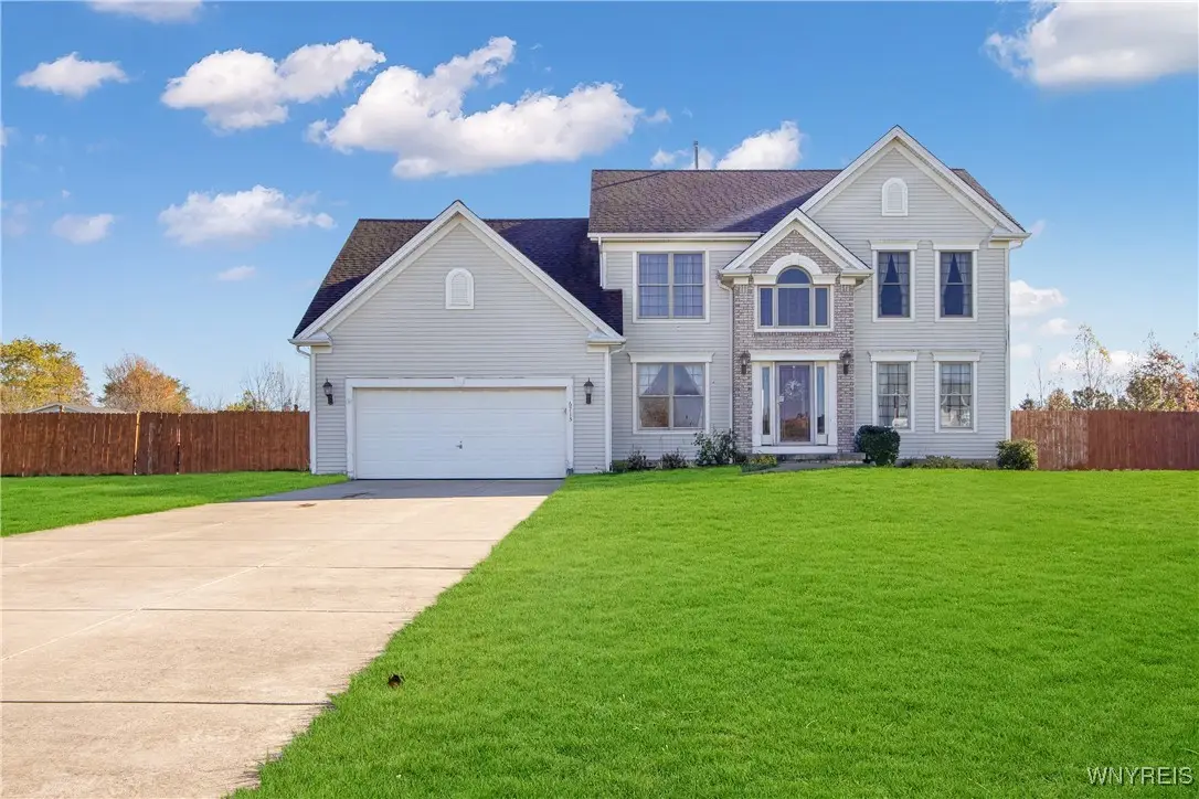 6713 Cortland Drive, North Tonawanda, NY 14120 - Image #1