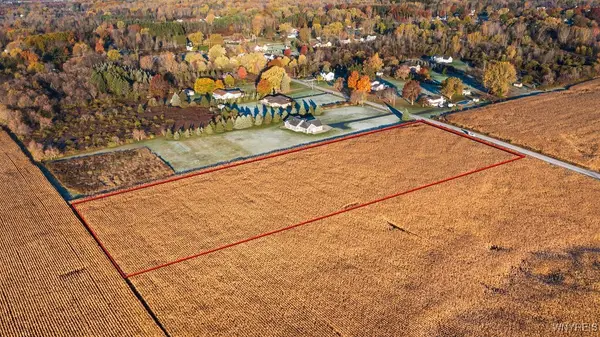 160 Griffin Lane N, Elma, NY 14059