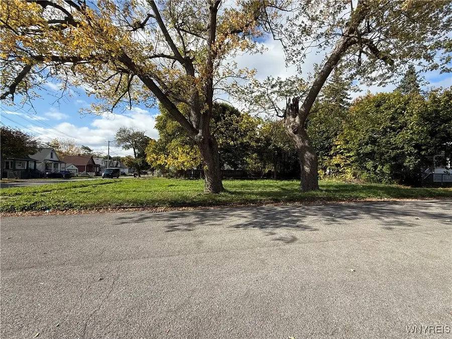 1164 Garden Avenue, Niagara Falls, NY 14305 - Image #3