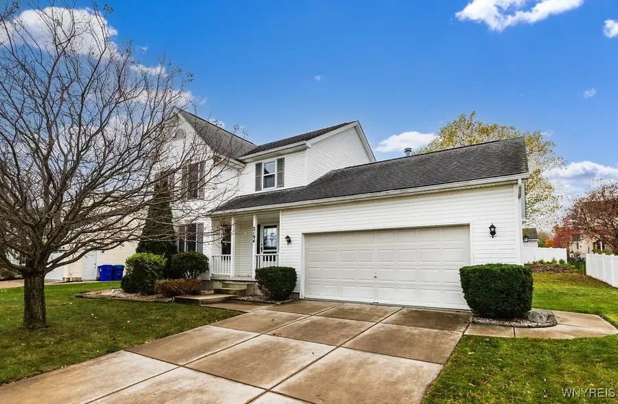 2194 Woodsfield Drive, Lake View, NY 14085 - Image #2