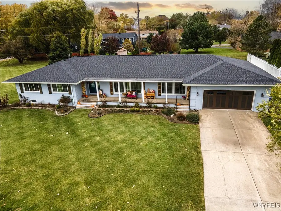 9250 Greiner Road, Clarence, NY 14031 - Image #2