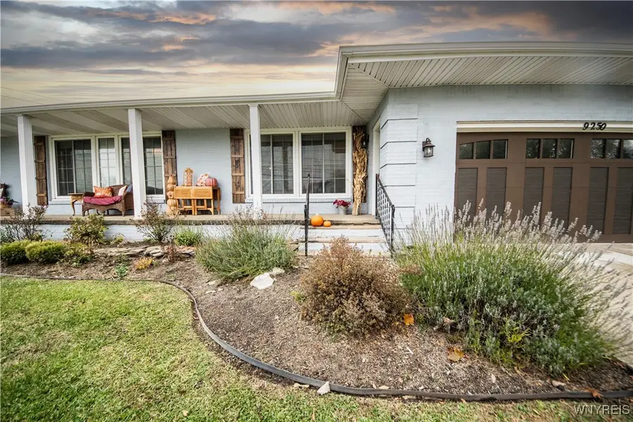 9250 Greiner Road, Clarence, NY 14031 - Image #3